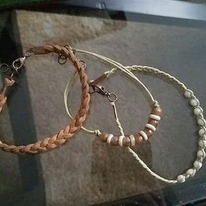 3 Bracelets